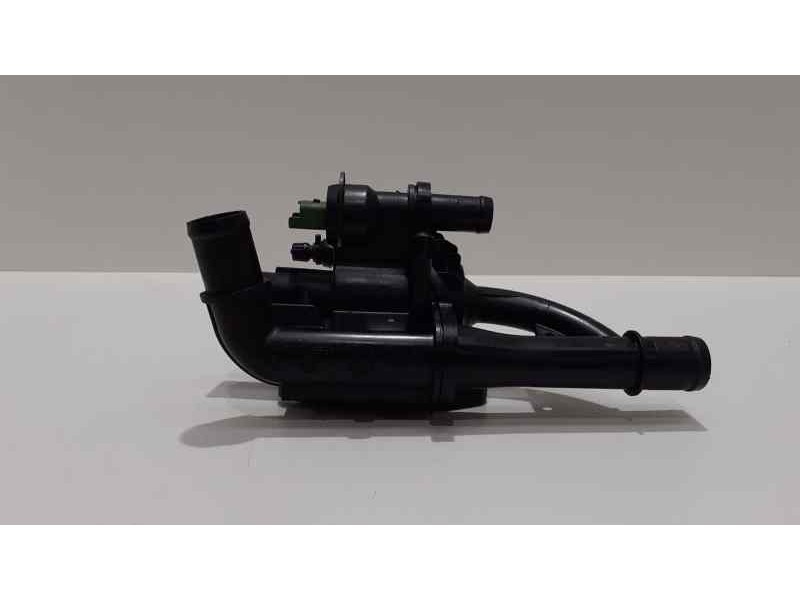 Recambio de termostato para peugeot partner kombi active referencia OEM IAM 9660660380 39160 