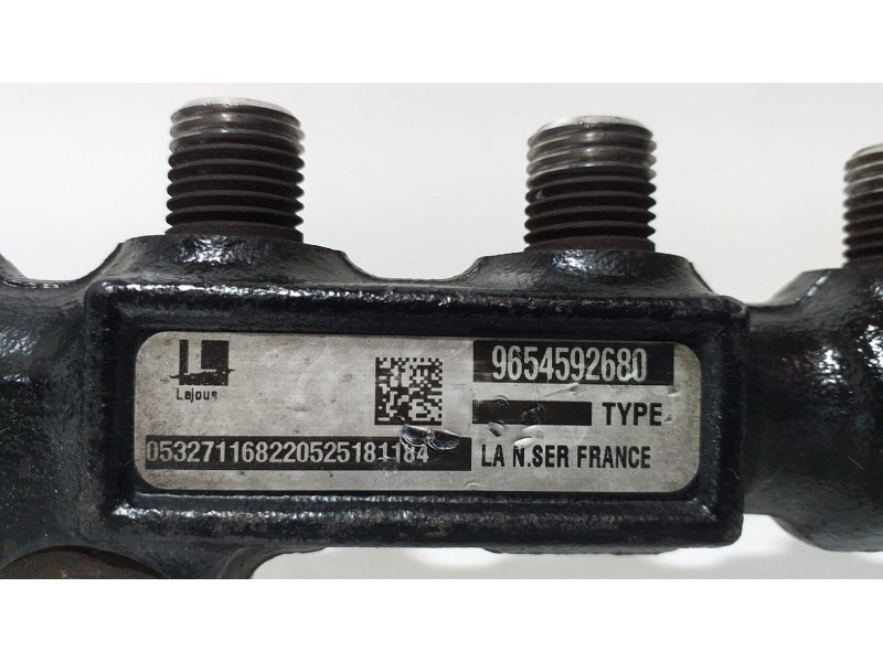 Recambio de rampa inyectora para peugeot 307 (s1) 1.6 hdi referencia OEM IAM 9654592680 63850  Recambio de rampa inyectora para peugeot 307 (s1) 1.6 hdi referencia OEM IAM 9654592680 63850
