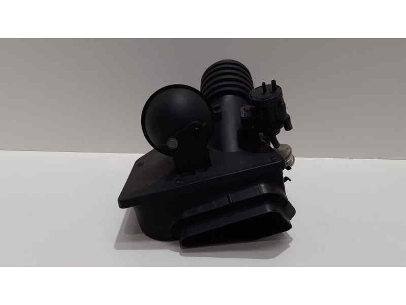 Recambio de filtro aire para mercedes-benz clase m (w163) 270 cdi (163.113) referencia OEM IAM A1635000016 39162 