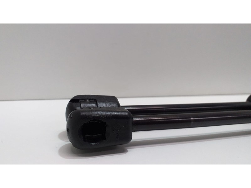 Recambio de amortiguadores capo para bmw serie 3 touring (f31) 318d referencia OEM IAM 51237239233 51886 