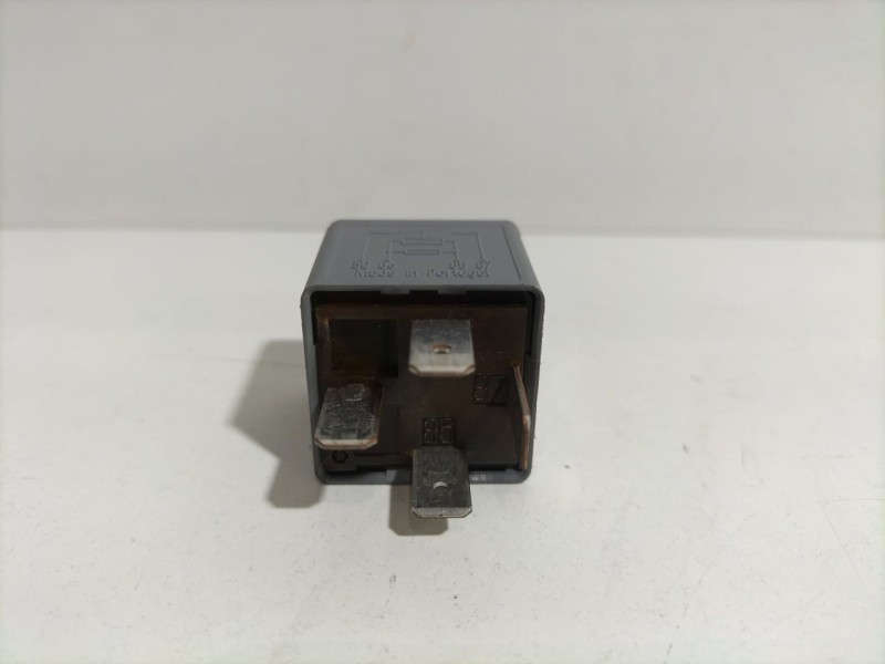 Recambio de rele para audi a6 allroad quattro (4fh) 3.0 tdi referencia OEM IAM 8D0951253A 79855 R
