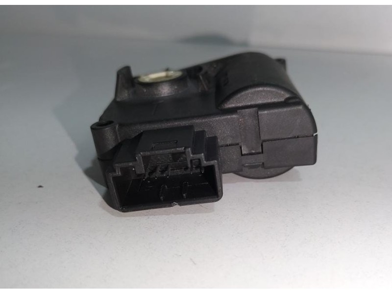 Recambio de motor apertura trampillas climatizador para audi a6 allroad quattro (4fh) 3.0 tdi referencia OEM IAM 0132801359 7985
