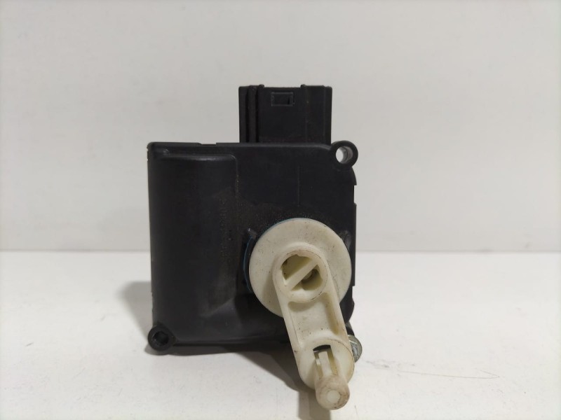 Recambio de motor apertura trampillas climatizador para audi a6 allroad quattro (4fh) 3.0 tdi referencia OEM IAM 0132801359 7985