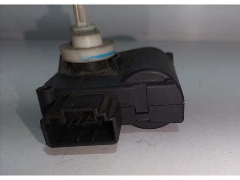 Recambio de motor apertura trampillas climatizador para audi a6 allroad quattro (4fh) 3.0 tdi referencia OEM IAM 0132801359 7985