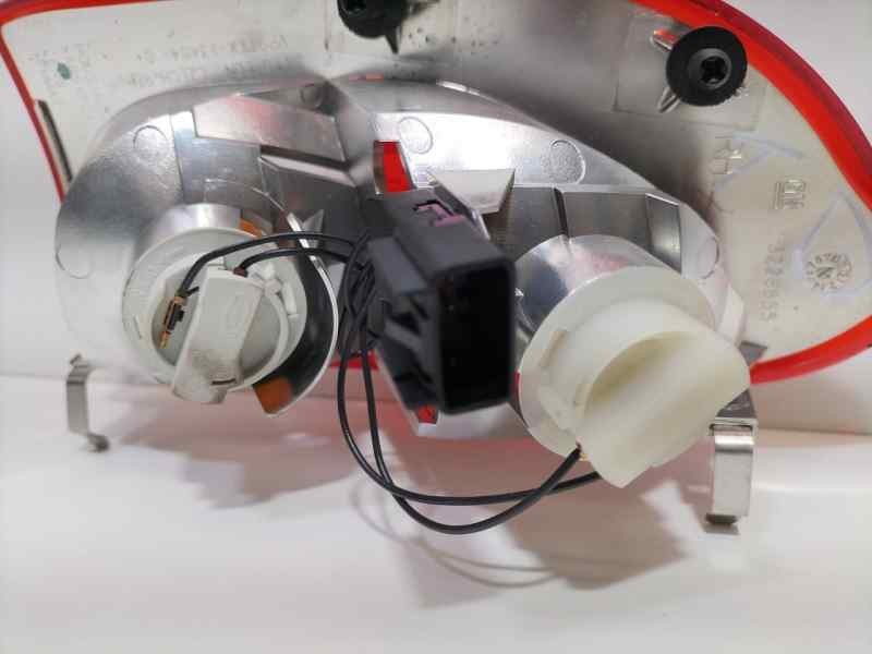 Recambio de piloto trasero derecho interior para opel insignia sports tourer cosmo referencia OEM IAM 13226855 85308 