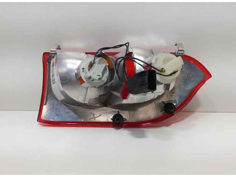 Recambio de piloto trasero izquierdo interior para opel insignia sports tourer cosmo referencia OEM IAM 13226854 85309 