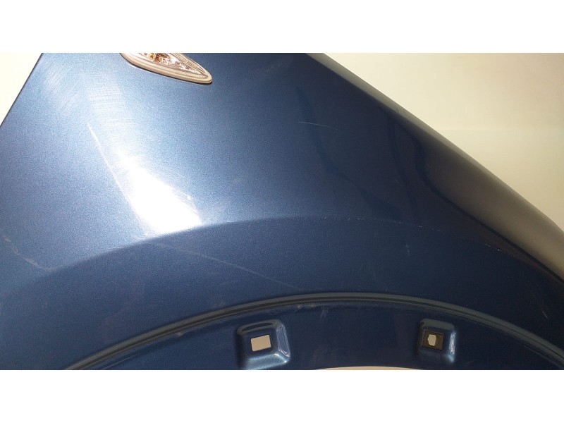 Recambio de aleta delantera derecha para kia sportage concept 4x2 referencia OEM IAM D4FD 72465 R