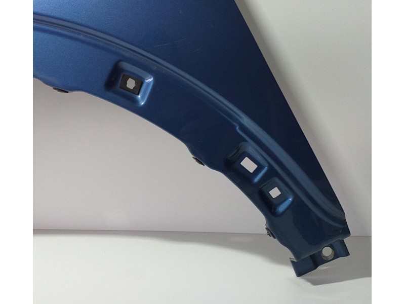 Recambio de aleta delantera izquierda para kia sportage concept 4x2 referencia OEM IAM D4FD 72466 R