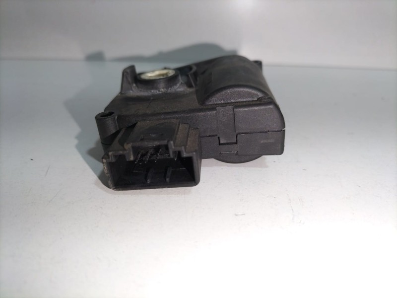 Recambio de motor apertura trampillas climatizador para audi a6 allroad quattro (4fh) 3.0 tdi referencia OEM IAM 0132801359 7986