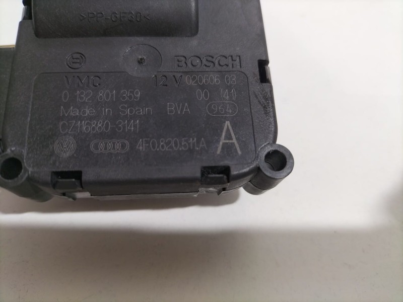 Recambio de motor apertura trampillas climatizador para audi a6 allroad quattro (4fh) 3.0 tdi referencia OEM IAM 0132801359 7986