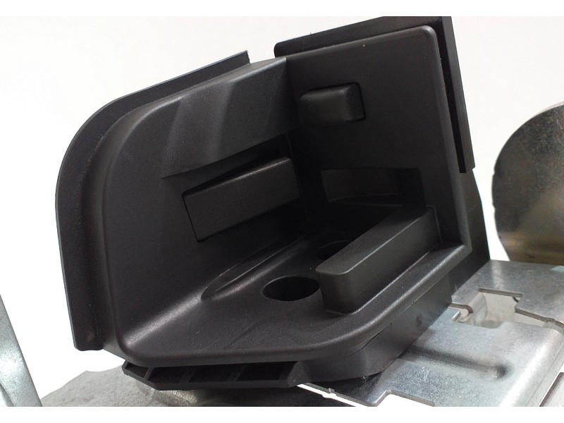 Recambio de bandeja trasera para bmw serie 3 touring (f31) 318d referencia OEM IAM 7268029 51895 