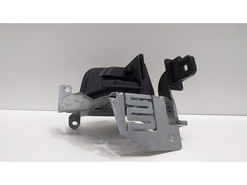 Recambio de bandeja trasera para bmw serie 3 touring (f31) 318d referencia OEM IAM 7268029 51895 