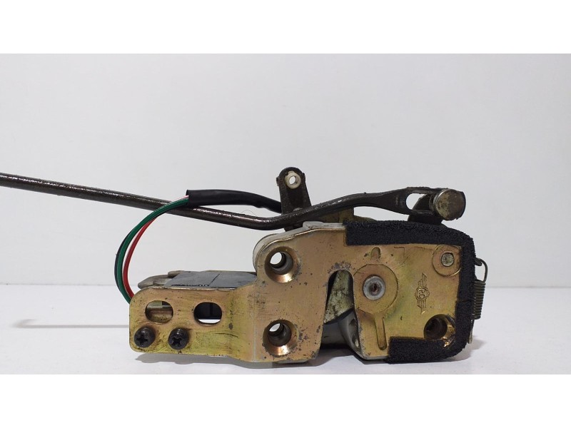 Recambio de cerradura puerta delantera izquierda para mitsubishi galloper (hyundai) 2.5 td exceed (3-ptas.) referencia OEM IAM H