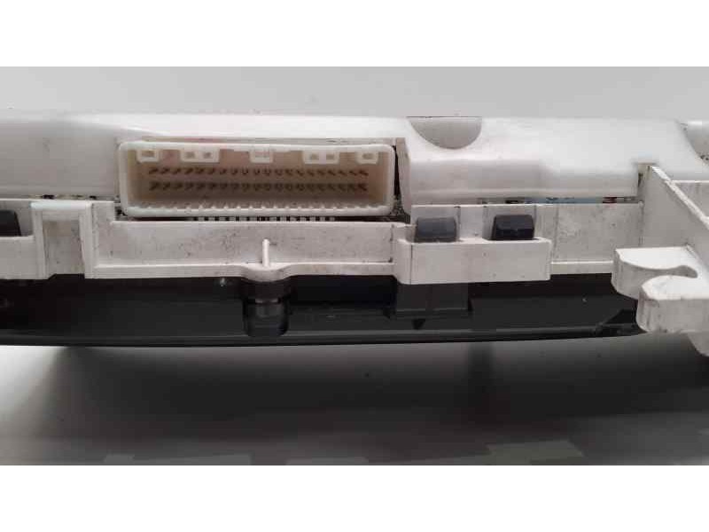 Recambio de cuadro instrumentos para toyota corolla verso (e12) 1.6 16v referencia OEM IAM 8380013110 39243 