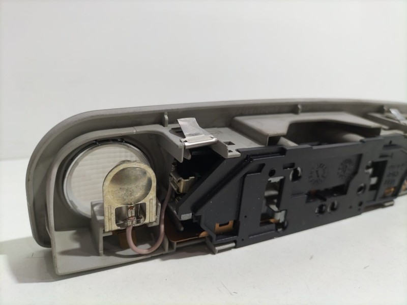 Recambio de luz interior para audi a6 allroad quattro (4fh) 3.0 tdi referencia OEM IAM 4L0947111B 79874 R