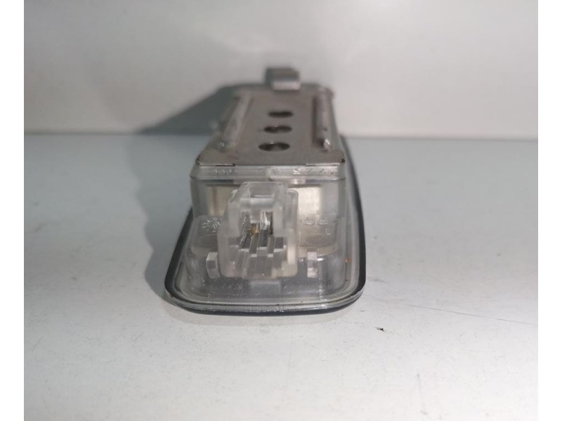 Recambio de luz interior para audi a6 allroad quattro (4fh) 3.0 tdi referencia OEM IAM 4D0947105A 79875 R