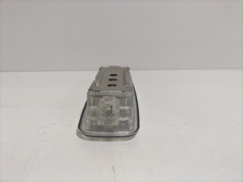 Recambio de luz interior para audi a6 allroad quattro (4fh) 3.0 tdi referencia OEM IAM 4D0947105A 79876 R