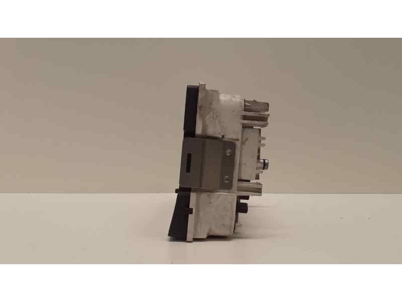 Recambio de cuadro instrumentos para renault rapid/express (f40) 1.9 d familiar (f40p) referencia OEM IAM 7700308066 39266 