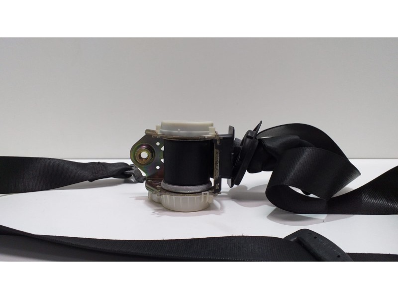 Recambio de cinturon seguridad delantero izquierdo para bmw serie 1 berlina (e81/e87) 120d referencia OEM IAM 33048192 52043 