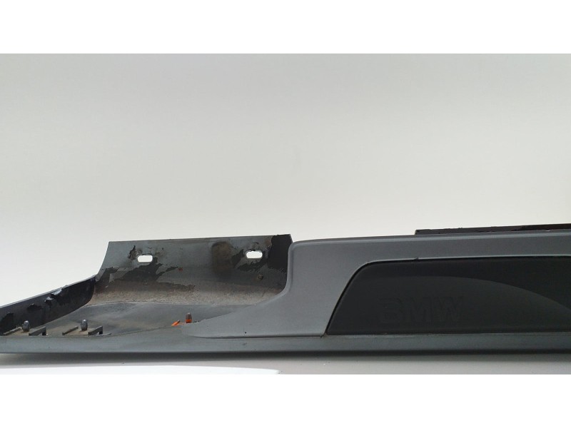 Recambio de estribo para bmw serie 1 berlina (e81/e87) 120d referencia OEM IAM 51717147402 52049 