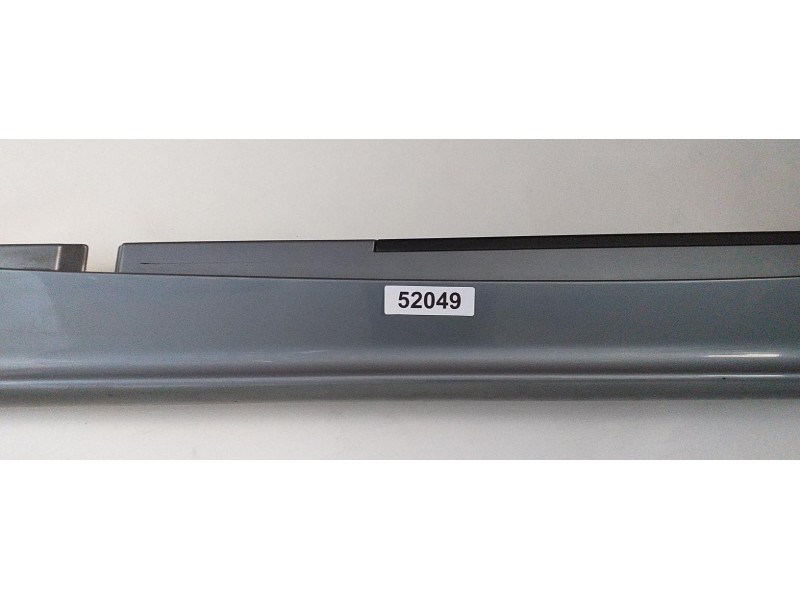 Recambio de estribo para bmw serie 1 berlina (e81/e87) 120d referencia OEM IAM 51717147402 52049 