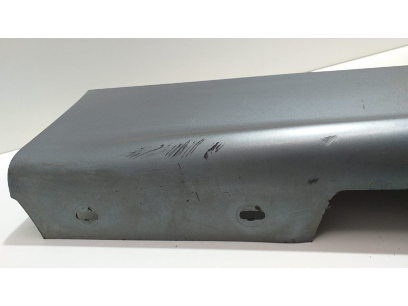 Recambio de estribo para bmw serie 1 berlina (e81/e87) 120d referencia OEM IAM 51717147402 52049 