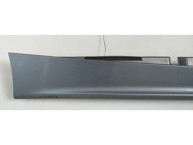 Recambio de estribo para bmw serie 1 berlina (e81/e87) 120d referencia OEM IAM 51717147402 52049 