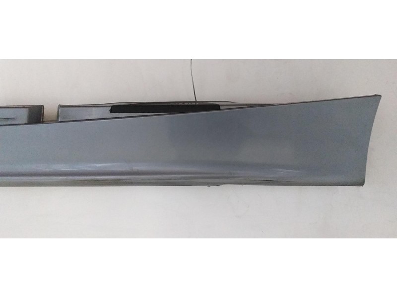 Recambio de estribo para bmw serie 1 berlina (e81/e87) 120d referencia OEM IAM 51717147401 52050 