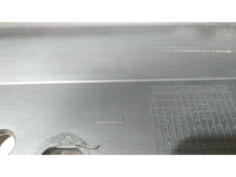 Recambio de estribo para bmw serie 3 touring (f31) 318d referencia OEM IAM 51777256911 52054 