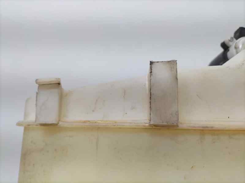 Recambio de deposito limpia para seat marbella ce referencia OEM IAM SE028964000D 85346 