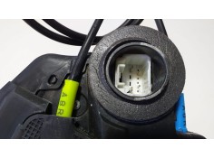 Recambio de cerradura puerta trasera izquierda para toyota auris business referencia OEM IAM 6906005050 72579 R 2