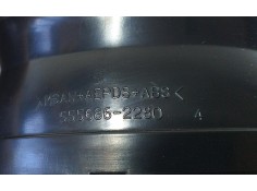 Recambio de rejilla aireadora para toyota auris business referencia OEM IAM 5556862280 72580 R 2