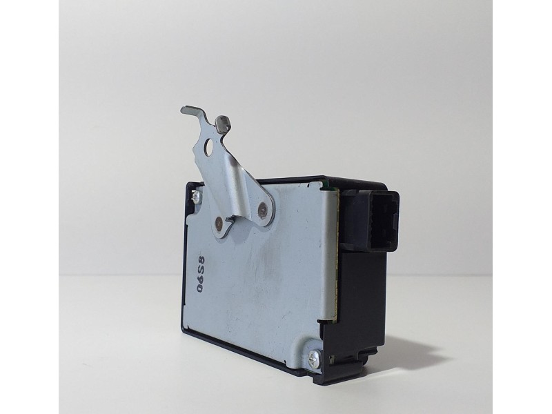 Recambio de modulo electronico para toyota auris business referencia OEM IAM 8976002131 72581 R