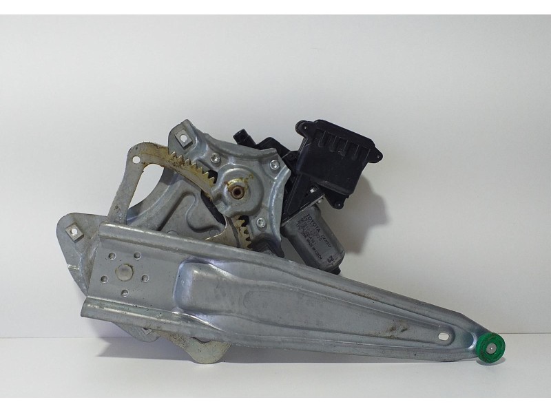 Recambio de elevalunas trasero derecho para toyota auris business referencia OEM IAM 8572002440B 72587 R