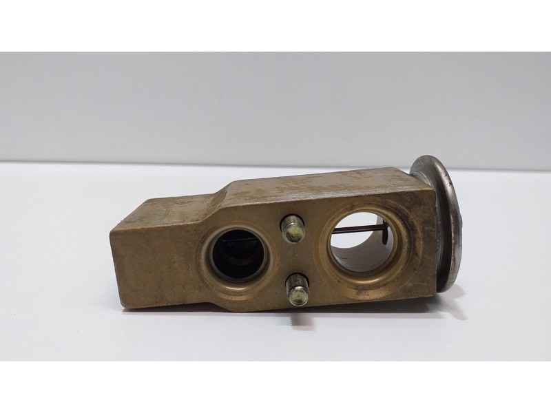 Recambio de valvula expansion para porsche 911 (typ 996) carrera 4 cabrio referencia OEM IAM 2028300184 52131 