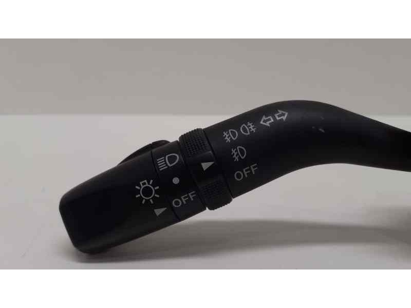 Recambio de mando luces para mazda 6 berlina (gg) 2.0 crtd 136 active (4-ptas.) referencia OEM IAM 17D2542 39318  Recambio de mando luces para mazda 6 berlina (gg) 2.0 crtd 136 active (4-ptas.) referencia OEM IAM 17D2542 39318