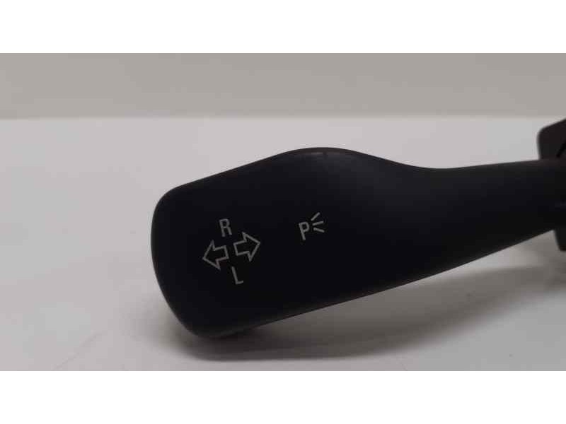 Recambio de mando intermitentes para bmw serie 3 berlina (e46) 320d referencia OEM IAM 8363662M 39319  Recambio de mando intermitentes para bmw serie 3 berlina (e46) 320d referencia OEM IAM 8363662M 39319