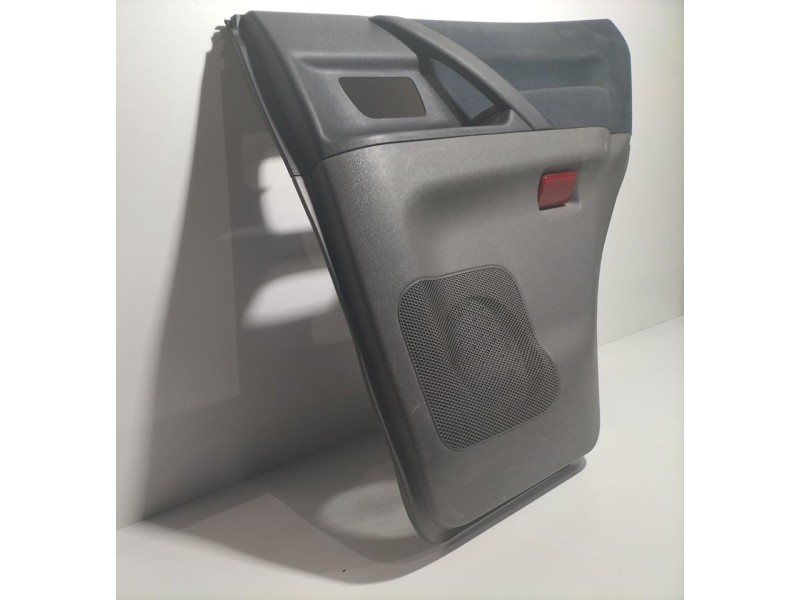 Recambio de guarnecido puerta trasera derecha para mitsubishi montero (v60/v70) 3.2 di-d instyle (5-ptas.) referencia OEM IAM MR