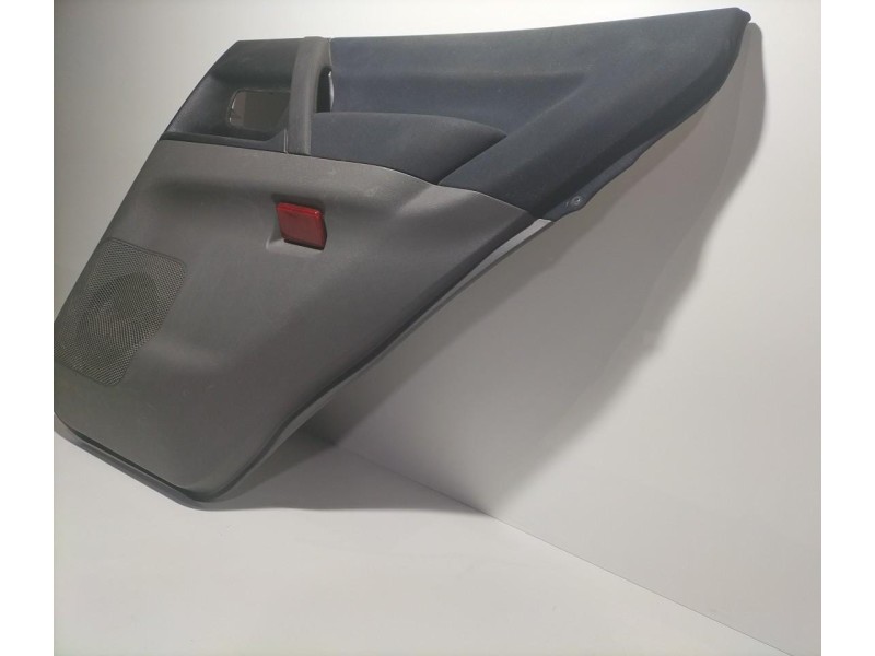 Recambio de guarnecido puerta trasera derecha para mitsubishi montero (v60/v70) 3.2 di-d instyle (5-ptas.) referencia OEM IAM MR