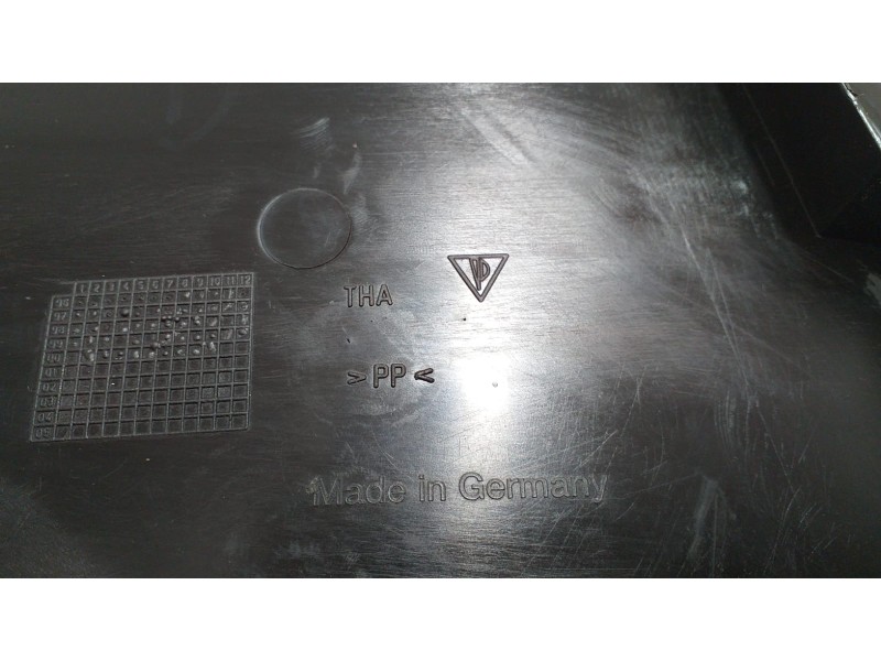 Recambio de guarnecido porton trasero para porsche 911 (typ 996) carrera 4 cabrio referencia OEM IAM M9604 52155 
