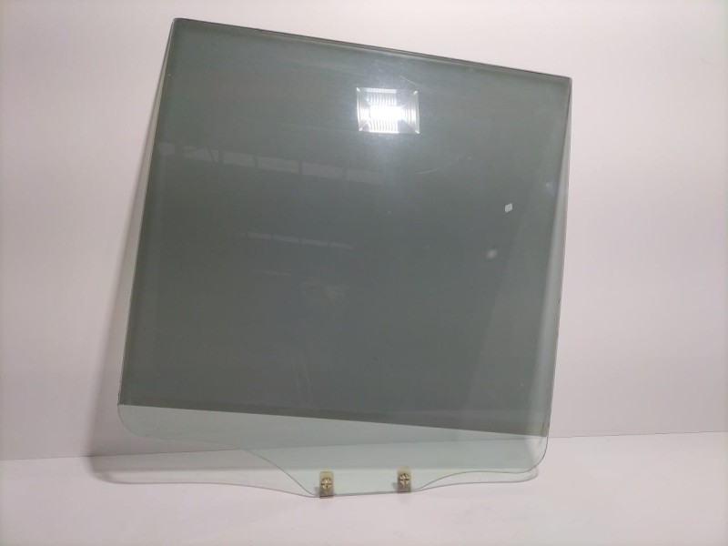 Recambio de luna trasera izquierda para mitsubishi montero (v60/v70) 3.2 di-d instyle (5-ptas.) referencia OEM IAM 4M41 79927 