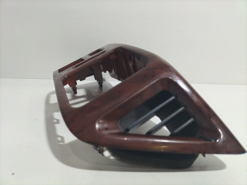 Recambio de molduras delanteras para mitsubishi montero (v60/v70) 3.2 di-d instyle (5-ptas.) referencia OEM IAM MR456381 79937 