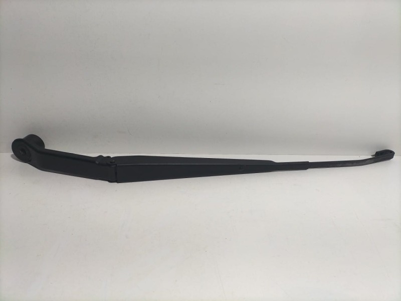 Recambio de brazo limpia delantero izquierdo para mitsubishi montero (v60/v70) 3.2 di-d instyle (5-ptas.) referencia OEM IAM 142