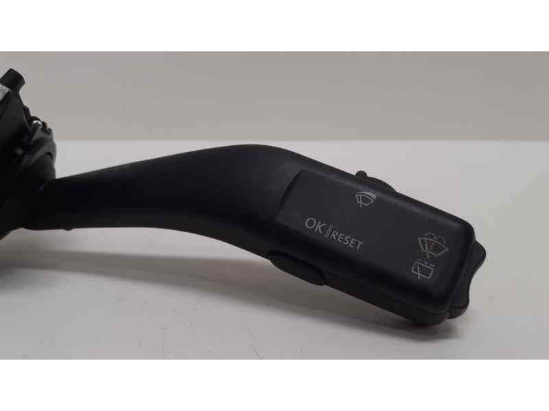 Recambio de mando limpia para volkswagen golf v berlina (1k1) gt sport referencia OEM IAM 1K0953519A 39343  Recambio de mando limpia para volkswagen golf v berlina (1k1) gt sport referencia OEM IAM 1K0953519A 39343