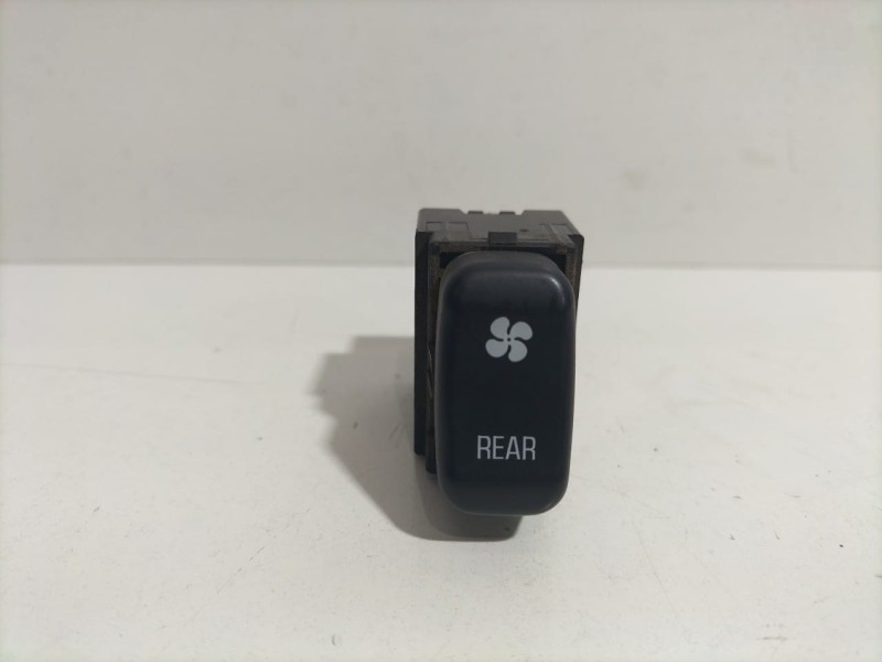 Recambio de interruptor para mitsubishi montero (v60/v70) 3.2 di-d instyle (5-ptas.) referencia OEM IAM 4M41 79950 