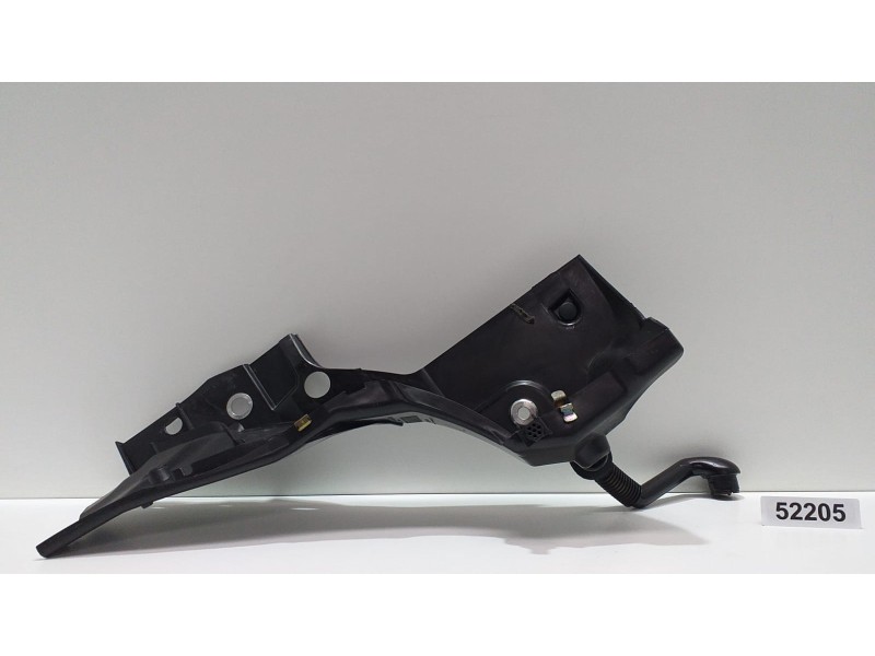 Recambio de molduras traseras para porsche 911 (typ 996) carrera 4 cabrio referencia OEM IAM 996561805 52205 