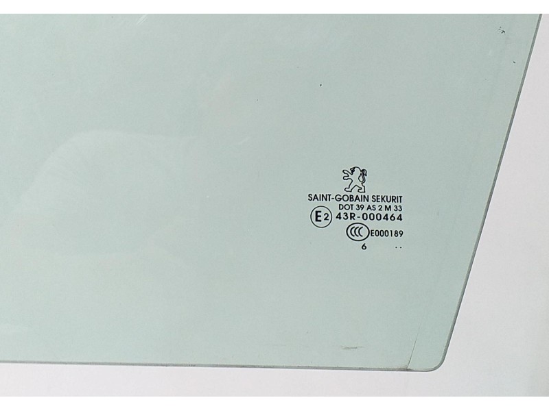 Recambio de luna delantera izquierda para peugeot 207 rc referencia OEM IAM 5FY 64142 