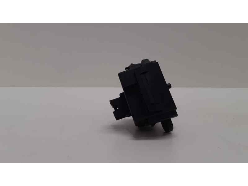 Recambio de mando limpia para land rover range rover (lm) tdv8 hse referencia OEM IAM 69017760 39351 