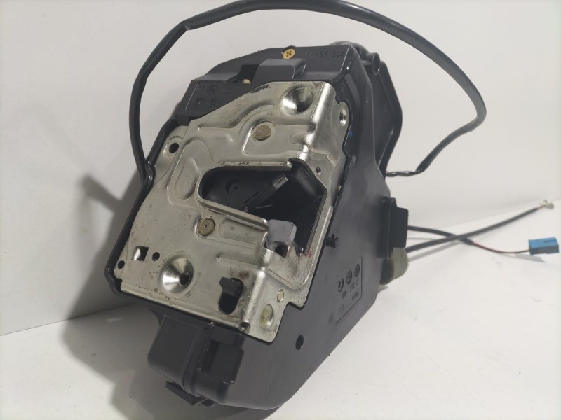 Recambio de cerradura puerta trasera derecha para mercedes-benz clase cls (w219) 320 cdi (219.322) referencia OEM IAM 642920 800