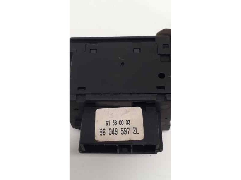 Recambio de mando limpia para peugeot 206 berlina xs referencia OEM IAM 96049597ZL 39354 